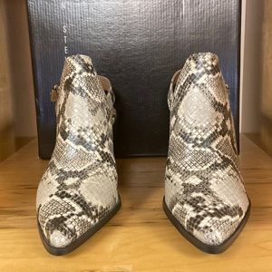 STEVEN WOMEN HALF BOOTS SIZE 7